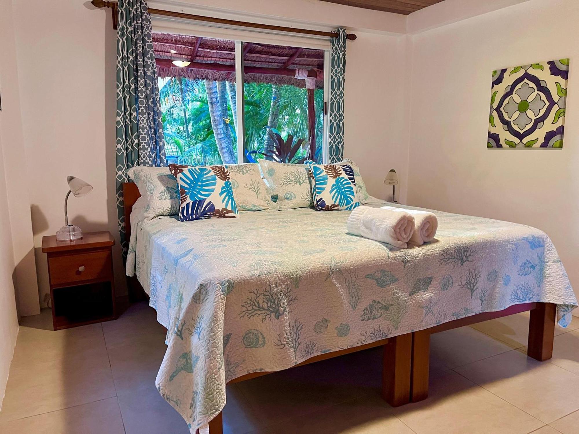 Palmetto Garden Cottage Caye Caulker Eksteriør billede